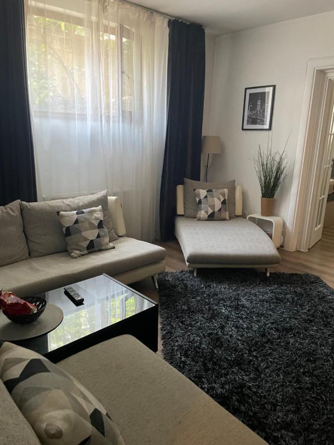 Old City Centre - Unforgettable House Bucureşti Ngoại thất bức ảnh